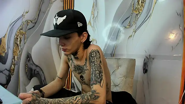 StraightBoy Nick online show from November 9, 2025, 3:10 am