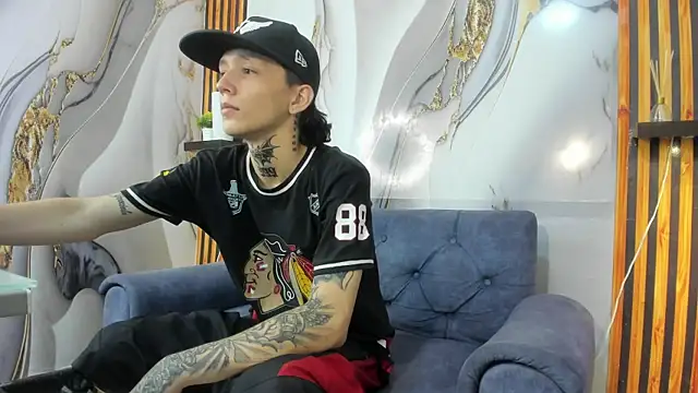 StraightBoy Nick online show from September 9, 2025, 5:28 am