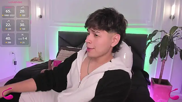 Snapshot of Jordan_24_ chatting on October 31, 2025, 8:49 pm Jordan 24  online show from October 31, 2025, 8:49 pm