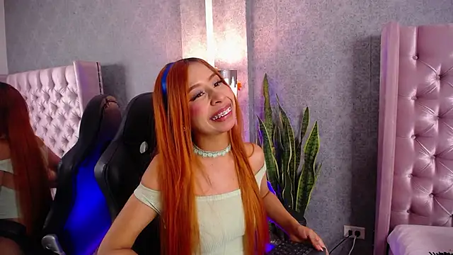 laila stilwiills online show from March 22, 2026, 6:04 am