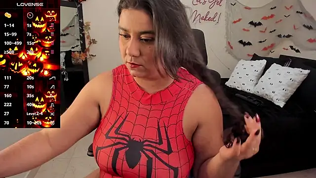 Snapshot of MariamCastiblanco chatting on October 18, 2025, 12:12 am MariamCastiblanco online show from October 18, 2025, 12:12 am