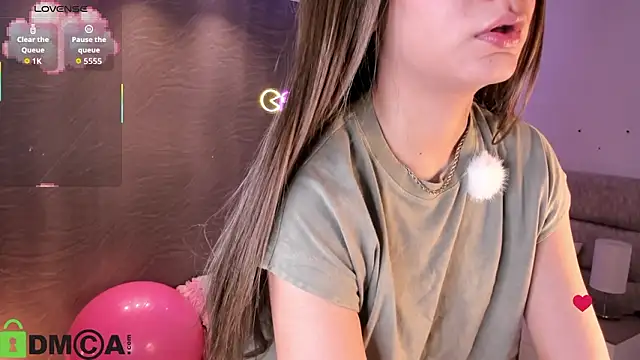 Snapshot of Arinextdoor chatting on February 27, 2026, 3:29 am Arinextdoor online show from February 27, 2026, 3:29 am