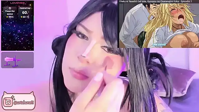 AriaBursett online show from October 14, 2025, 3:23 pm