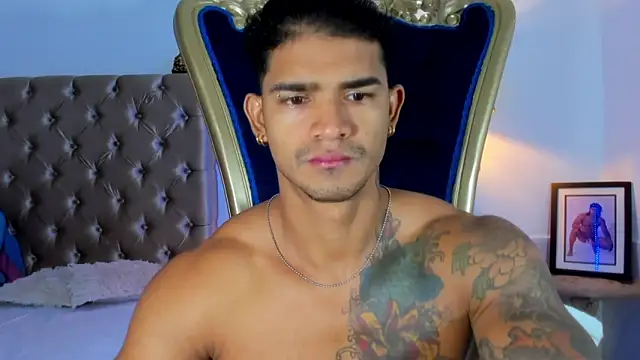 antonio  444 online show from October 4, 2025, 10:17 am