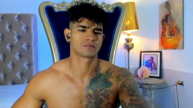 antonio  444 online show from June 25, 2026, 2:09 am
