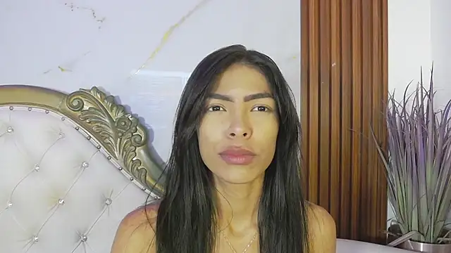 CoralieBronson online show from November 15, 2025, 9:52 pm