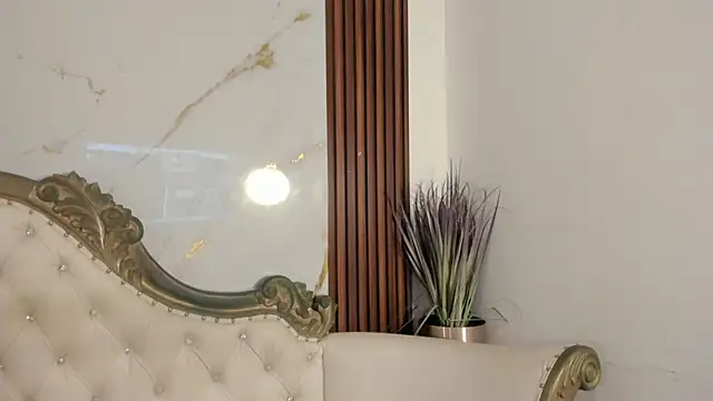 Snapshot of CoralieBronson chatting on September 18, 2025, 8:01 pm CoralieBronson online show from September 18, 2025, 8:01 pm