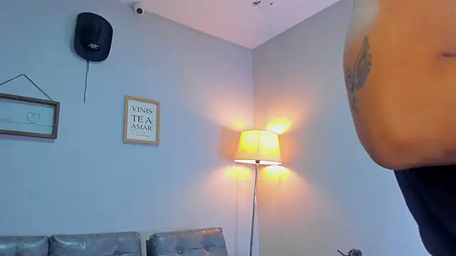 Snapshot of Xfire_boy69 chatting on September 19, 2025, 8:46 pm Xfire boy69 online show from September 19, 2025, 8:46 pm