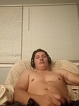 Snapshot of Zetaloco26 chatting on October 5, 2025, 2:46 am Zetaloco26 online show from October 5, 2025, 2:46 am