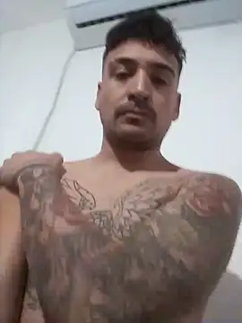 bigandstrong2217 online show from September 11, 2025, 5:13 pm