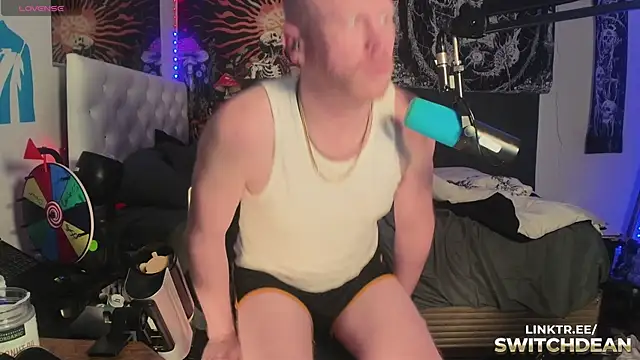 Snapshot of twunkdean chatting on October 1, 2025, 4:33 pm twunkdean online show from October 1, 2025, 4:33 pm