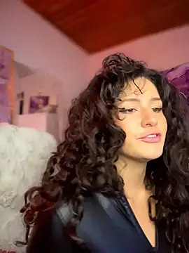 Snapshot of Dannaa_Lovs chatting on April 24, 2026, 10:28 am Dannaa Lovs online show from April 24, 2026, 10:28 am