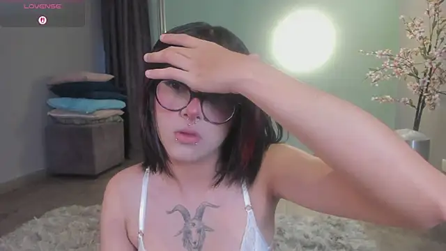 Blue Sixx online show from May 24, 2026, 1:33 pm