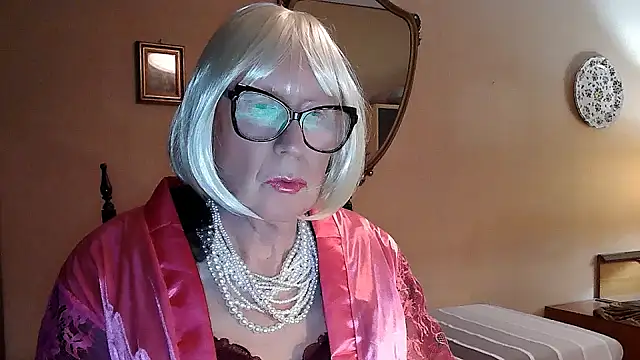 Snapshot of ROBY_SWEETHOT chatting on September 25, 2025, 11:00 pm ROBY SWEETHOT online show from September 25, 2025, 11:00 pm