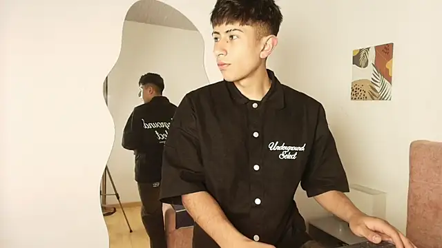 Snapshot of Andy_Justgame chatting on September 22, 2025, 3:34 am Andy Justgame online show from September 22, 2025, 3:34 am