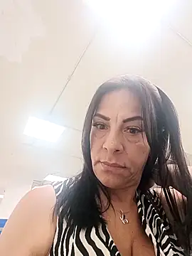  Kamy Hot online show from February 6, 2026, 1:29 pm