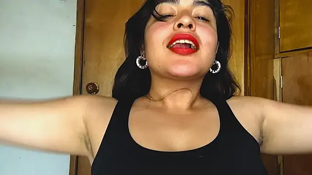 Snapshot of EmilyNoir1 chatting on September 19, 2025, 10:25 pm EmilyNoir1 online show from September 19, 2025, 10:25 pm