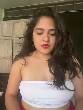 EmilyNoir1 online show from May 24, 2026, 10:53 pm