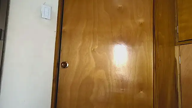 Snapshot of EmilyNoir1 chatting on September 9, 2025, 12:54 am EmilyNoir1 online show from September 9, 2025, 12:54 am