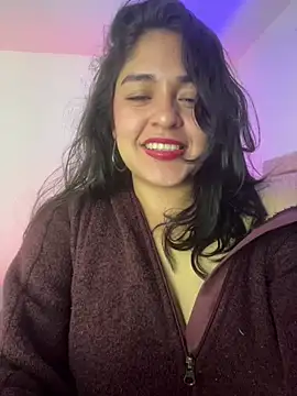 Snapshot of EmilyNoir1 chatting on January 10, 2026, 11:33 pm EmilyNoir1 online show from January 10, 2026, 11:33 pm