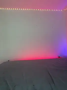 Snapshot of EmilyNoir1 chatting on February 11, 2026, 9:25 pm EmilyNoir1 online show from February 11, 2026, 9:25 pm