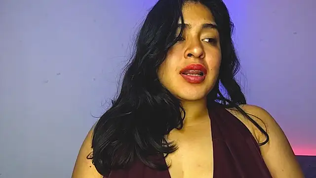 Snapshot of EmilyNoir1 chatting on October 11, 2025, 4:57 am EmilyNoir1 online show from October 11, 2025, 4:57 am