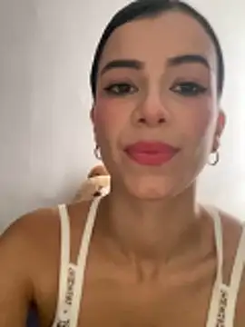 tightpussy-Cata online show from November 3, 2025, 5:38 pm