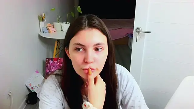 Snapshot of peachyness chatting on July 28, 2026, 10:20 pm peachyness online show from July 28, 2026, 10:20 pm