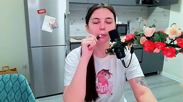 peachyness online show from January 6, 2026, 4:44 pm