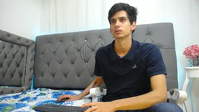 Snapshot of Sebalexis7 chatting on October 7, 2025, 6:03 am Sebalexis7 online show from October 7, 2025, 6:03 am