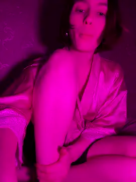 ZariaFlame online show from December 1, 2025, 10:21 pm