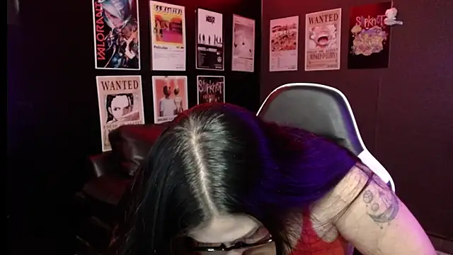 Snapshot of Ravendark_ chatting on September 19, 2025, 7:40 pm Ravendark online show from September 19, 2025, 7:40 pm