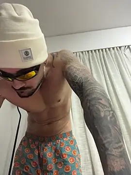 penebunny online show from January 13, 2026, 5:00 am