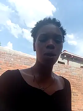 Snapshot of GoldSnowXxX chatting on October 10, 2025, 1:01 pm GoldSnowXxX online show from October 10, 2025, 1:01 pm