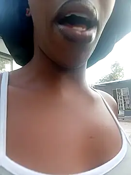 GoldSnowXxX online show from April 1, 2026, 3:20 pm