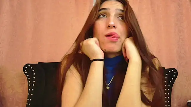 Tatiana Jaramillo online show from October 4, 2025, 12:50 pm