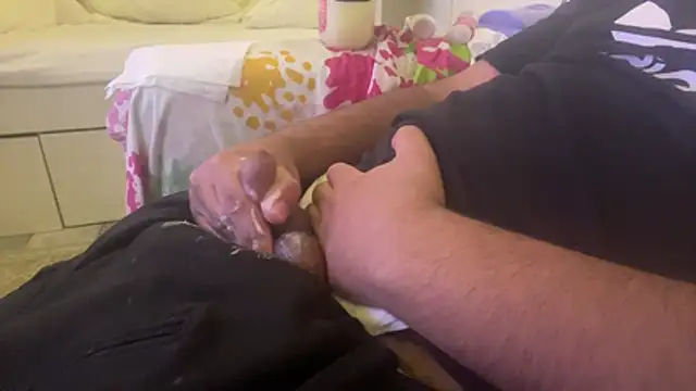 qnawafp online show from December 16, 2025, 4:44 pm