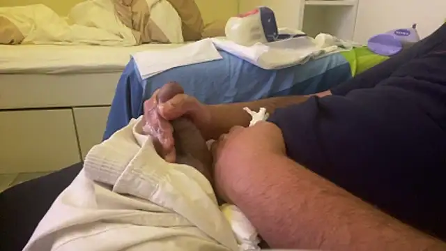 qnawafp online show from April 5, 2026, 8:37 pm