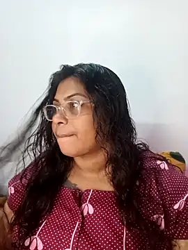 Snapshot of zara-mallus chatting on October 22, 2025, 3:00 pm zara-mallus online show from October 22, 2025, 3:00 pm