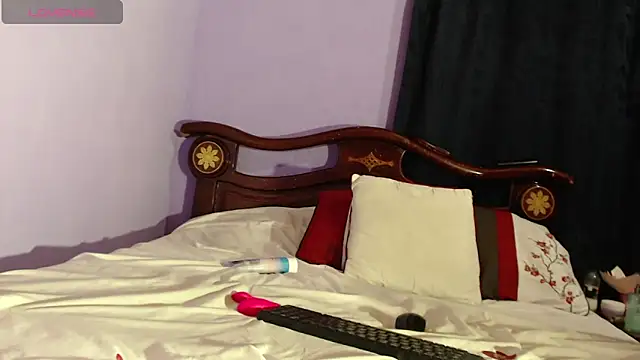 Snapshot of _Bombom__ chatting on December 20, 2025, 2:14 am Bombom online show from December 20, 2025, 2:14 am