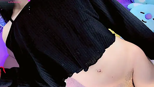 Snapshot of ShantyMillan chatting on February 5, 2026, 1:29 pm ShantyMillan online show from February 5, 2026, 1:29 pm