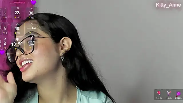 Snapshot of Kitty_Anne chatting on October 16, 2025, 5:16 am Kitty Anne online show from October 16, 2025, 5:16 am