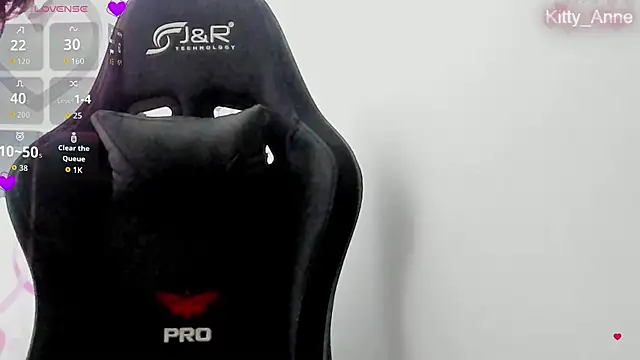 Snapshot of Kitty_Anne chatting on October 11, 2025, 11:22 am Kitty Anne online show from October 11, 2025, 11:22 am