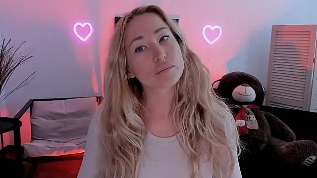 AstraMonroe online show from March 22, 2026, 9:55 am