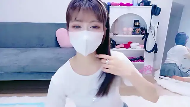Snapshot of -Nyanko-chan- chatting on June 4, 2026, 11:15 am -Nyanko-chan- online show from June 4, 2026, 11:15 am