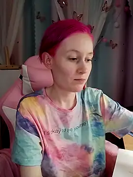 Fuzzy Unicorn online show from September 27, 2025, 7:20 pm