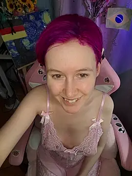 Snapshot of Fuzzy_Unicorn chatting on July 10, 2026, 7:36 pm Fuzzy Unicorn online show from July 10, 2026, 7:36 pm