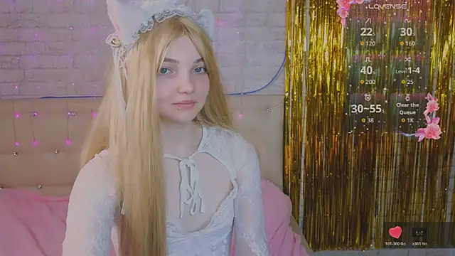 AnimeAlica18 online show from December 3, 2025, 2:34 am