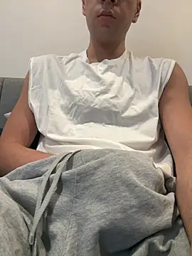 ausboyy online show from March 5, 2026, 1:02 am