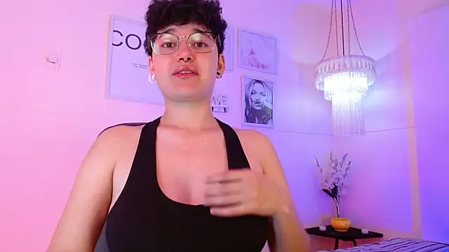 jeroharper online show from September 20, 2025, 1:49 pm